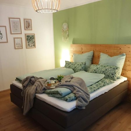 Fewo Fruehling In Der Villa Waldrand Mit Grossem Garten Bad Wunnenberg Bagian luar foto